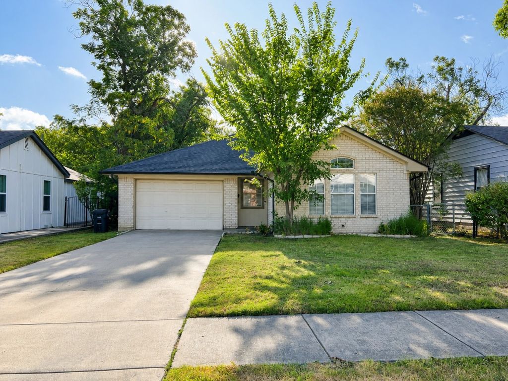 3417 Stanley Avenue, Fort Worth, TX 76110