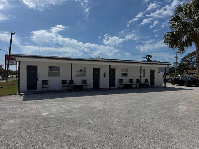1746 S TAMIAMI TRAIL, Venice, FL 34293