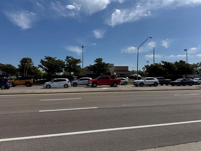 1746 S TAMIAMI TRAIL, Venice, FL 34293