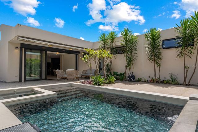 15 CALLE CROSANDRA, Guaynabo, PR 00969