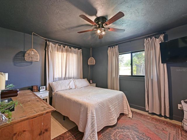 5812 2ND AVE DR NW, Bradenton, FL 34209
