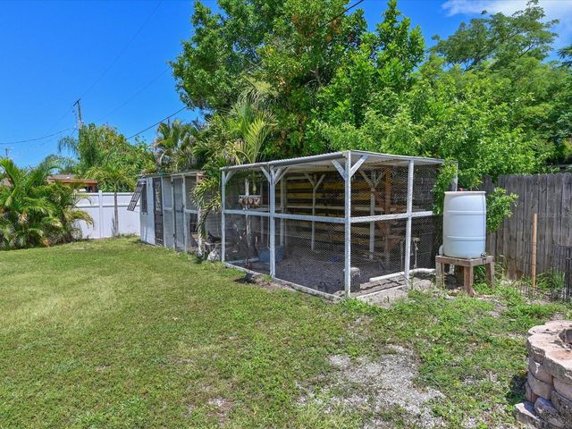 5812 2ND AVE DR NW, Bradenton, FL 34209
