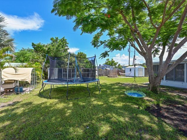 5812 2ND AVE DR NW, Bradenton, FL 34209