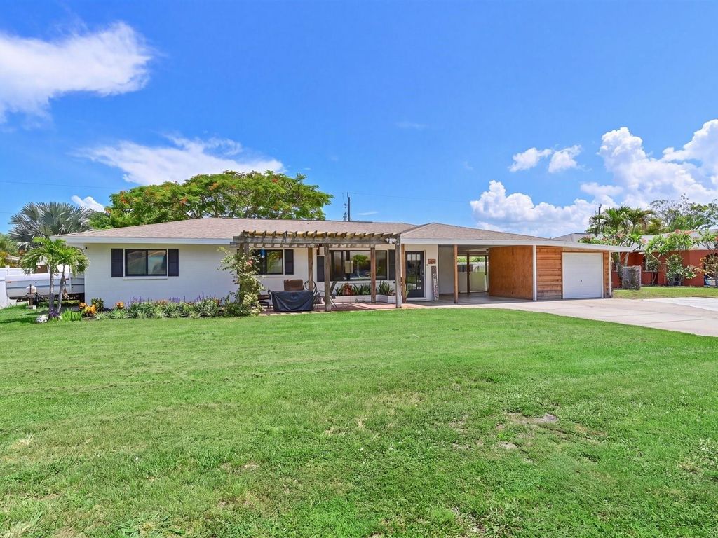 5812 2ND AVE DR NW, Bradenton, FL 34209
