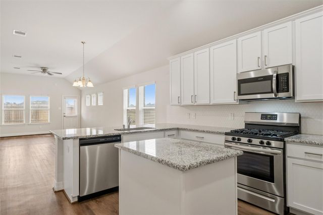 22642 Rosebush Hill Road, Tomball, TX 77377