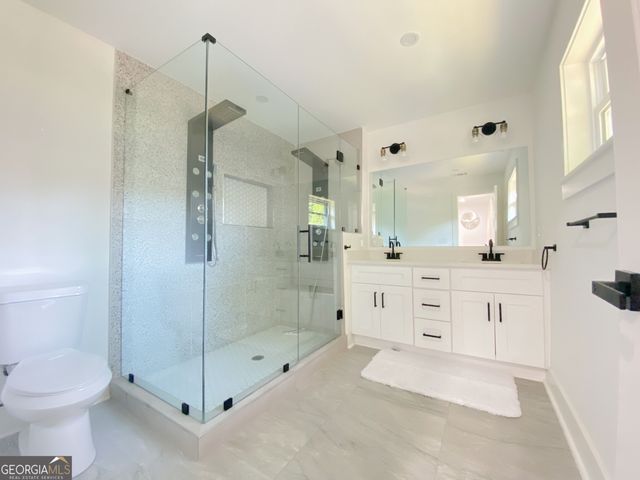 280 W Lake Drive NW, Atlanta, GA 30314