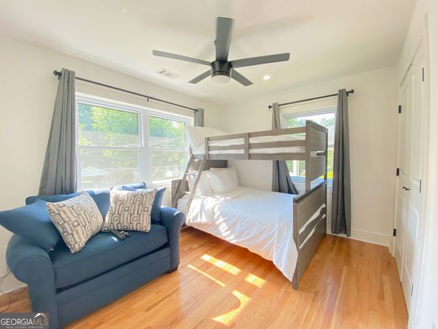 280 W Lake Drive NW, Atlanta, GA 30314