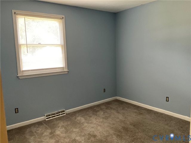 3642 Hawick Dr, Colonial Heights, VA 23834