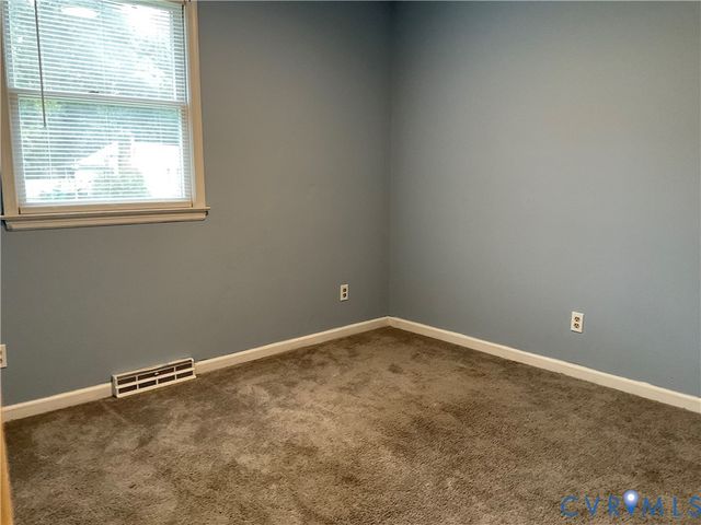 3642 Hawick Dr, Colonial Heights, VA 23834