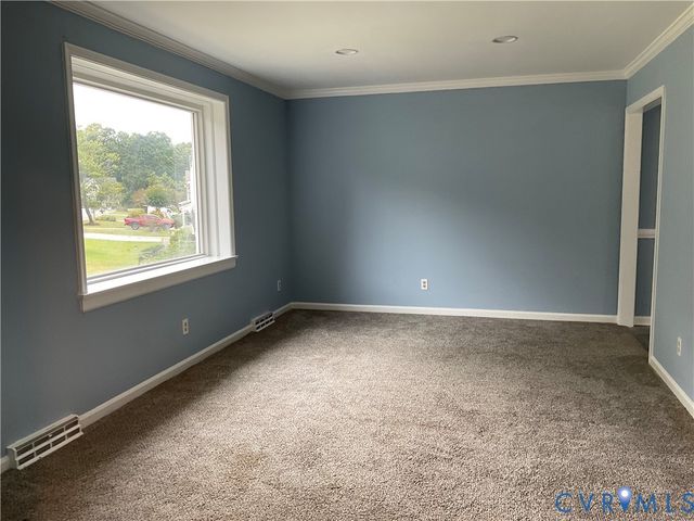 3642 Hawick Dr, Colonial Heights, VA 23834