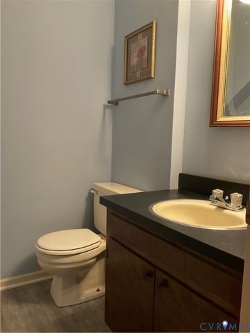 3642 Hawick Dr, Colonial Heights, VA 23834