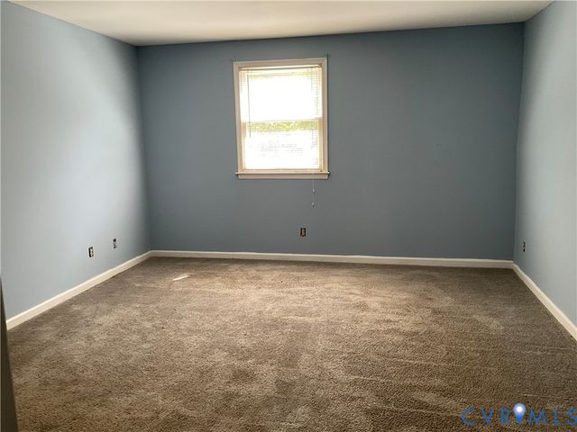 3642 Hawick Dr, Colonial Heights, VA 23834