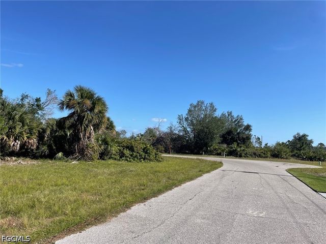 149 White Pine DR, Rotonda West, FL 33947