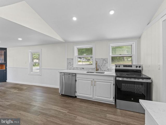 215 ERIAL RD, Pine Hill, NJ 08021