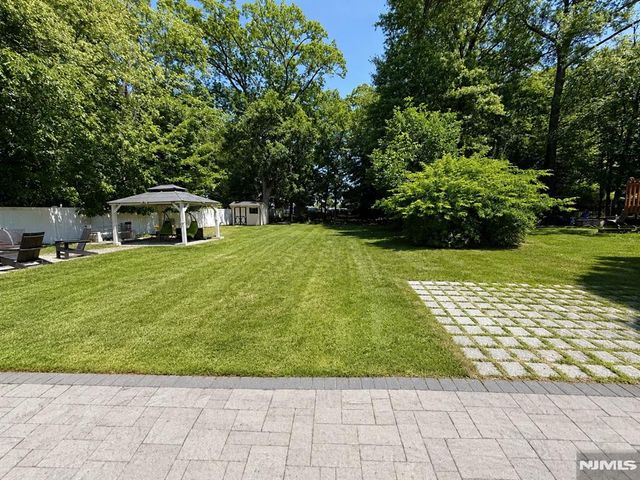 252 Crescent Avenue, Ramsey, NJ 07446