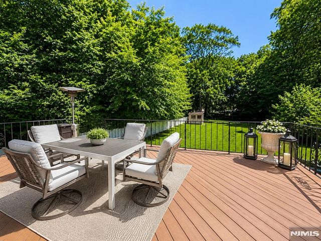 252 Crescent Avenue, Ramsey, NJ 07446