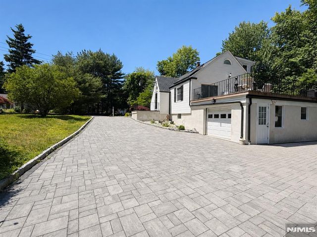 252 Crescent Avenue, Ramsey, NJ 07446
