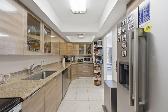 18011 Biscayne Boulevard 1502, Aventura, FL 33160