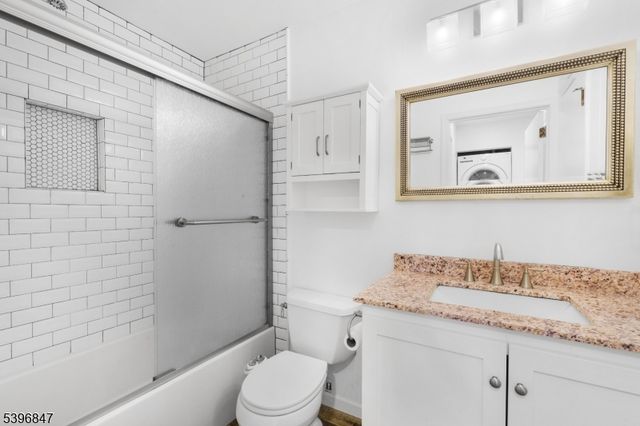 25 Steeplechase Ct 25, Franklin Twp., NJ 08873