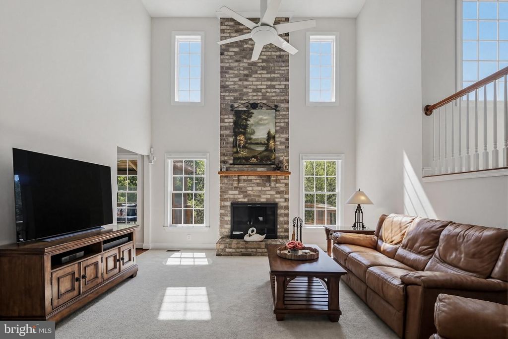 Image 25 of property listing at 5335 SUNNY FIELD CT, Ellicott City, MD 21043