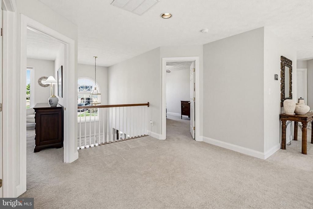 Image 31 of property listing at 5335 SUNNY FIELD CT, Ellicott City, MD 21043