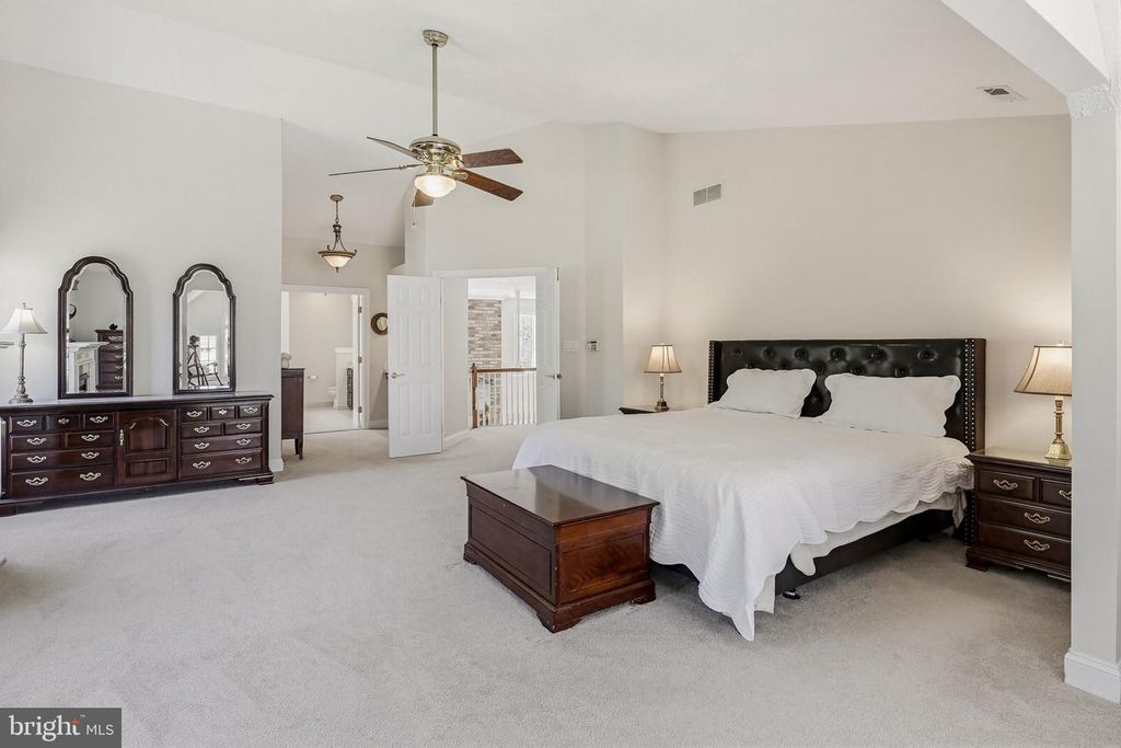 Image 33 of property listing at 5335 SUNNY FIELD CT, Ellicott City, MD 21043