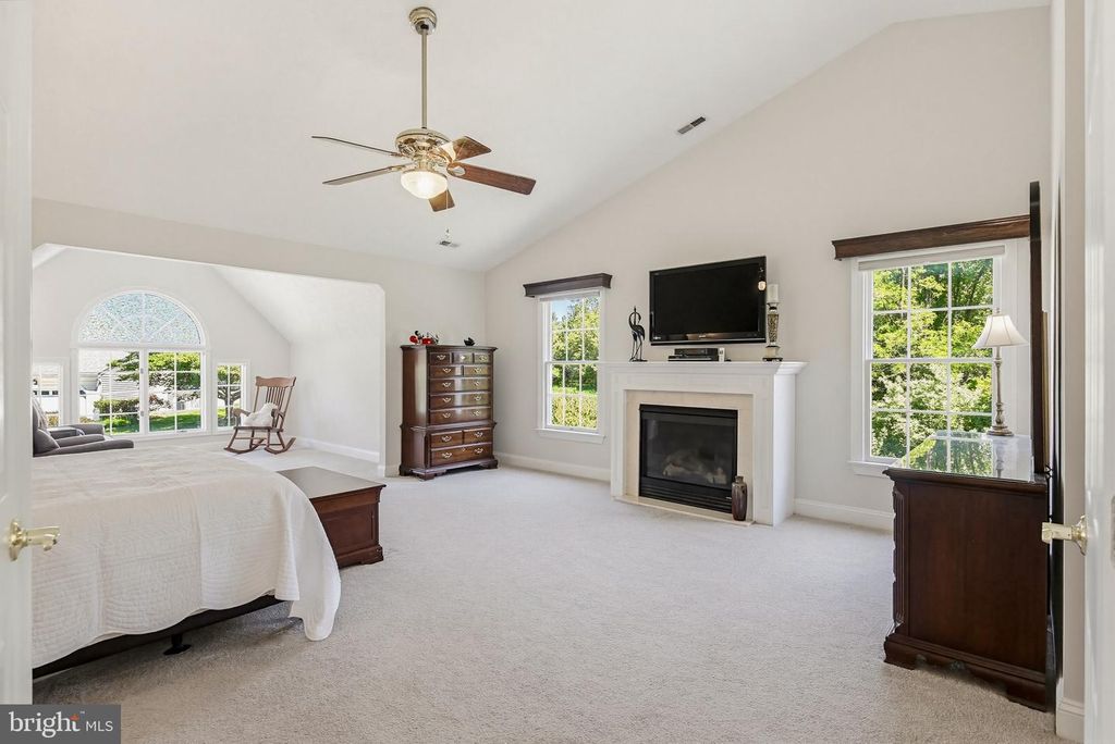 Image 34 of property listing at 5335 SUNNY FIELD CT, Ellicott City, MD 21043