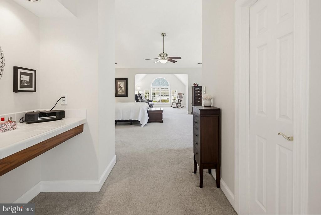 Image 36 of property listing at 5335 SUNNY FIELD CT, Ellicott City, MD 21043
