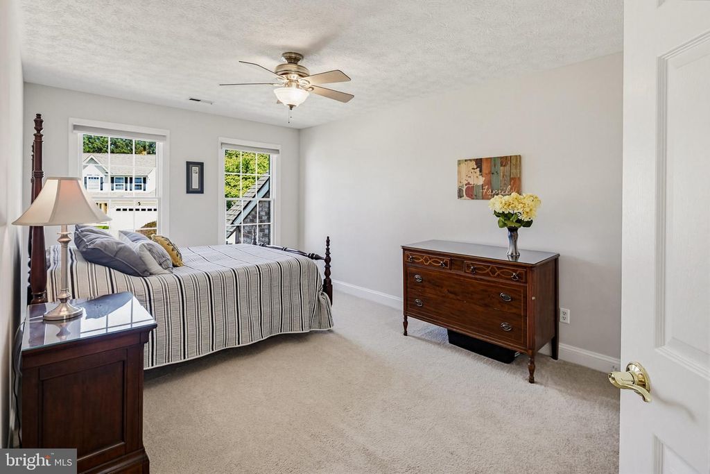 Image 41 of property listing at 5335 SUNNY FIELD CT, Ellicott City, MD 21043