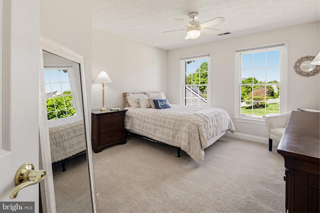 Image 49 of property listing at 5335 SUNNY FIELD CT, Ellicott City, MD 21043
