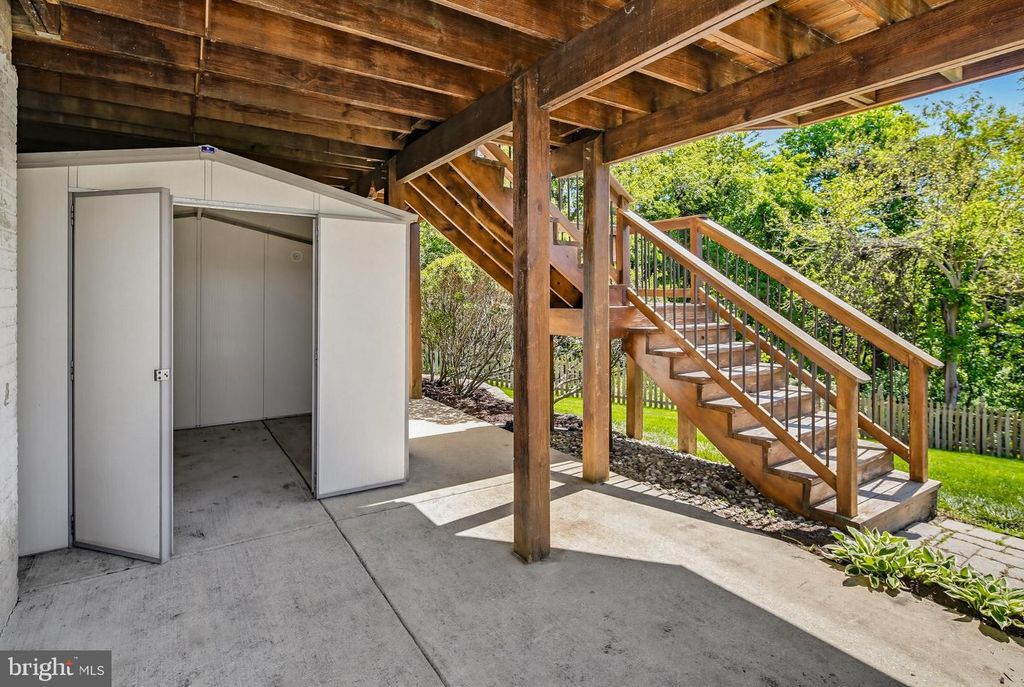 Image 67 of property listing at 5335 SUNNY FIELD CT, Ellicott City, MD 21043