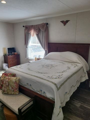 56 Third Street, Barrington, NH 03825