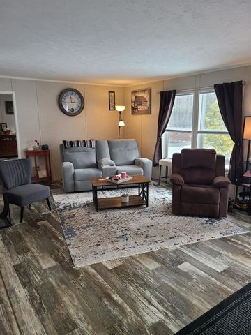 56 Third Street, Barrington, NH 03825