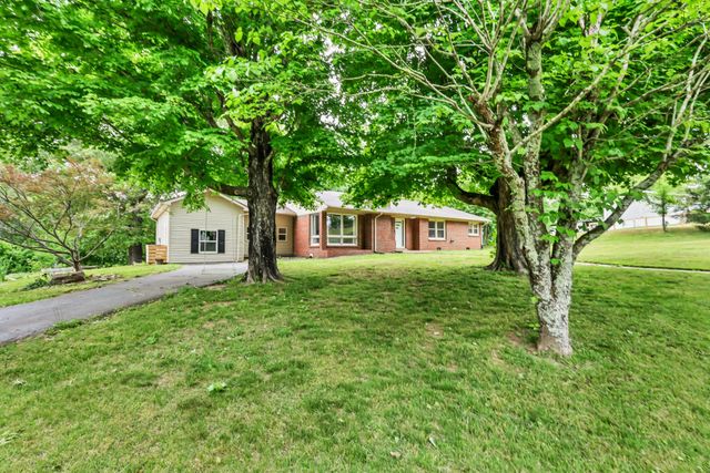 301 Main St, Cumberland City, TN 37050