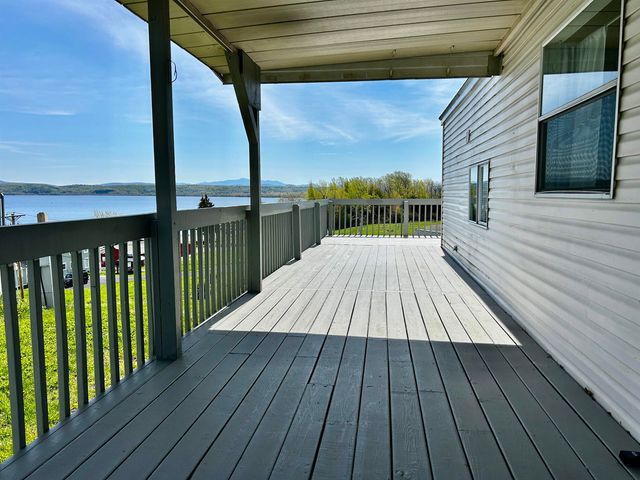 8 Angler Lane, South Hero, VT 05486