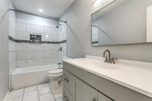 2420 Hancock Street, Irving, TX 75061