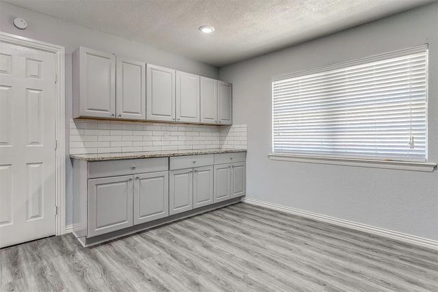 2420 Hancock Street, Irving, TX 75061