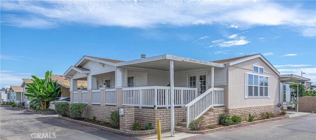 102 Pigeon, Fountain Valley, CA 92708 — photo 2