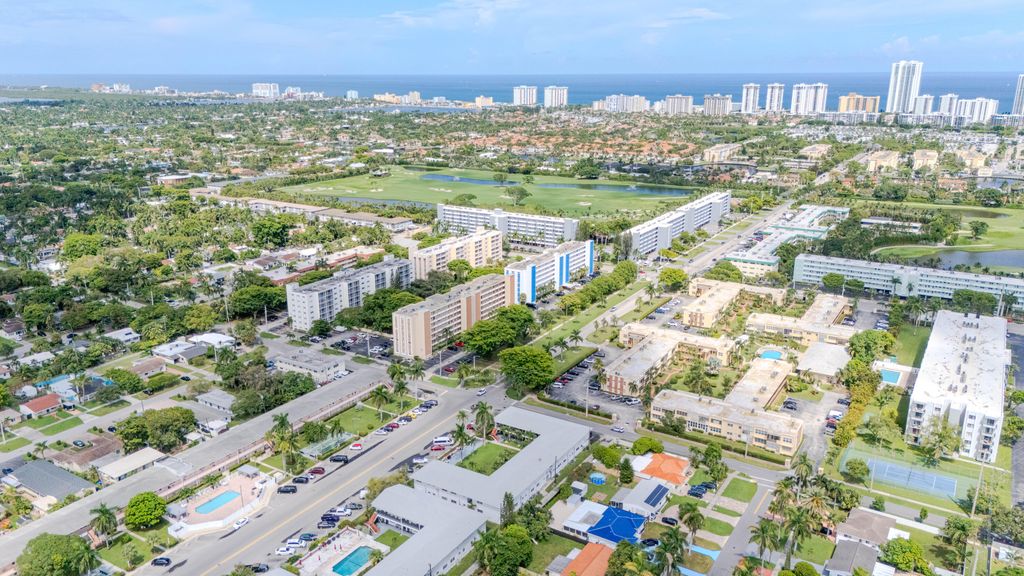 900 NE 12TH Avenue 408, Hallandale Beach, FL 33009