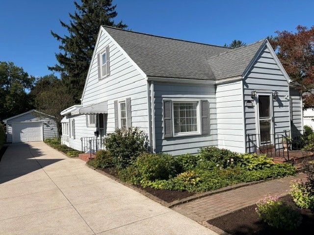 1034 FORD Avenue, Erie, PA 16505