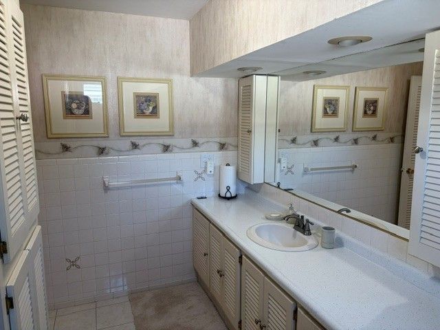 1034 FORD Avenue, Erie, PA 16505