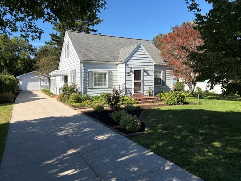 1034 FORD Avenue, Erie, PA 16505