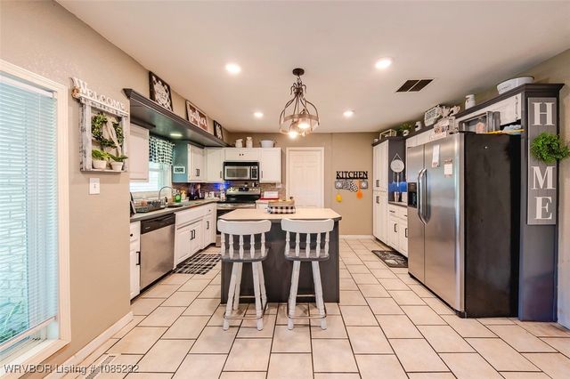 405 Woodland Hills Boulevard, Roland, OK 74954