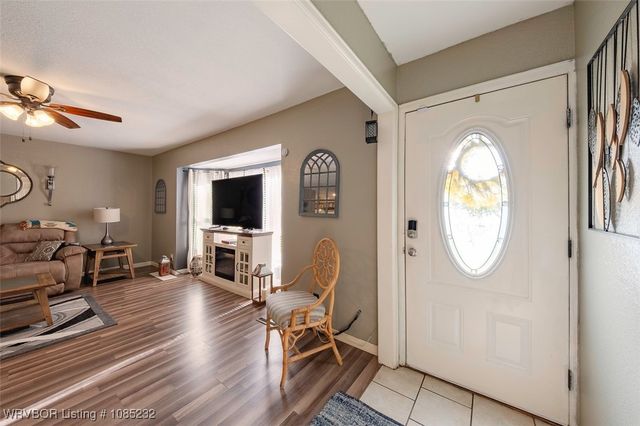 405 Woodland Hills Boulevard, Roland, OK 74954