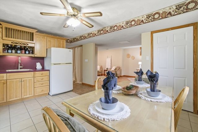 18 Oakridge, Saugus, MA 01906