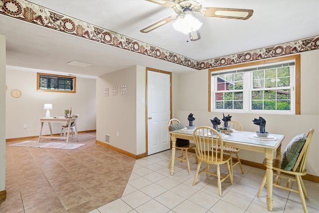 18 Oakridge, Saugus, MA 01906