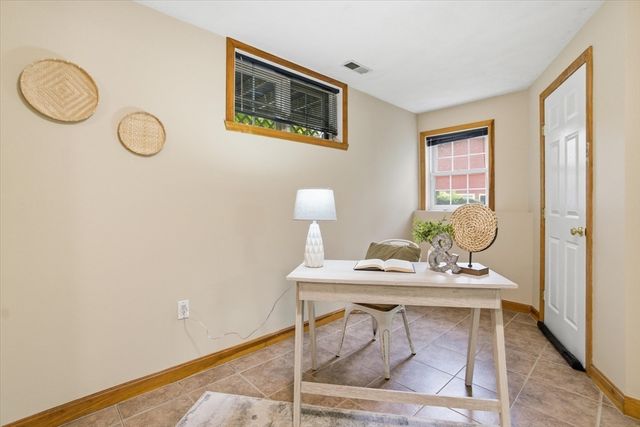 18 Oakridge, Saugus, MA 01906