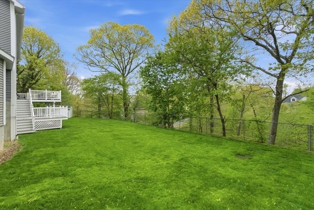 18 Oakridge, Saugus, MA 01906