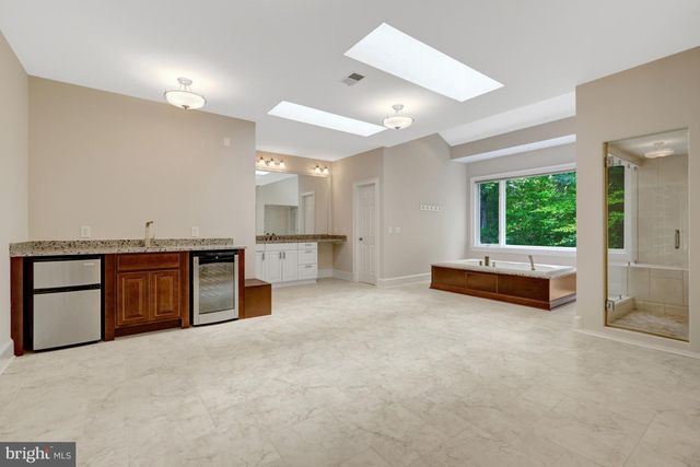 501 SENECA GREEN WAY, Great Falls, VA 22066