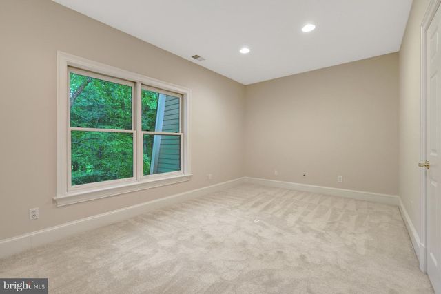 501 SENECA GREEN WAY, Great Falls, VA 22066